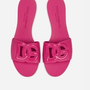 Dolce & Gabbana Fuchsia Logo Slide Sandals
